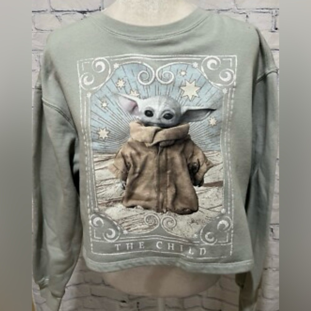 Star Wars The Child Graphic Sweatshirt in Sage